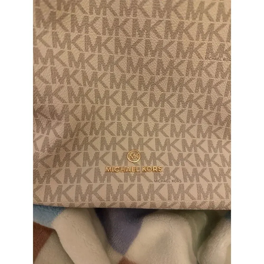Michael Kors Signature Monogram Large Zip Tote Beige Brown Shoulder Strap Gold